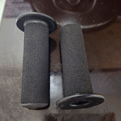 Genuine viscount grips black - grips,