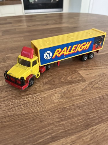 Corgi raleigh burner toy - burner, truck